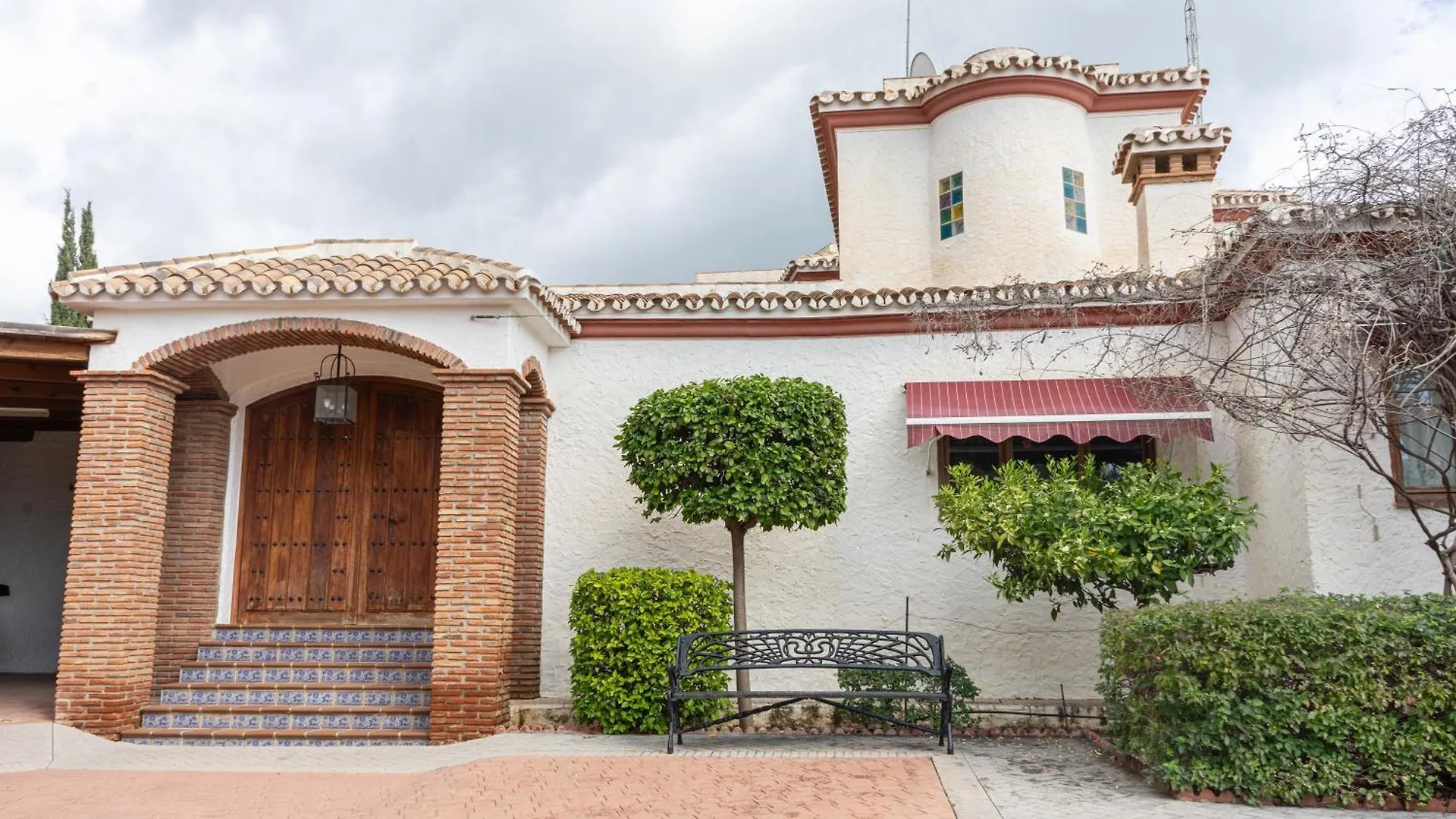 Villa Cantares Malaga 0*,